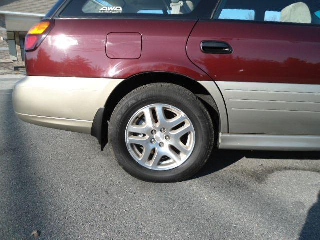 2000 Subaru Outback FWD CXS