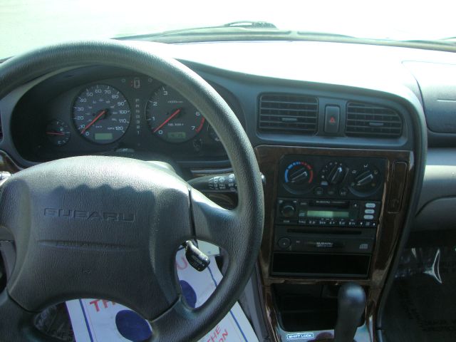 2000 Subaru Outback 143.5 LTZ