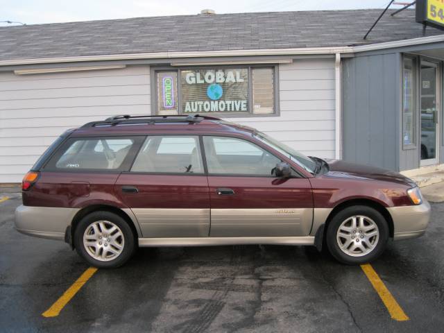 2000 Subaru Outback Base