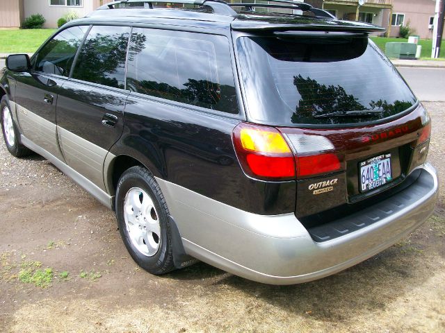 2000 Subaru Outback LS 4WD