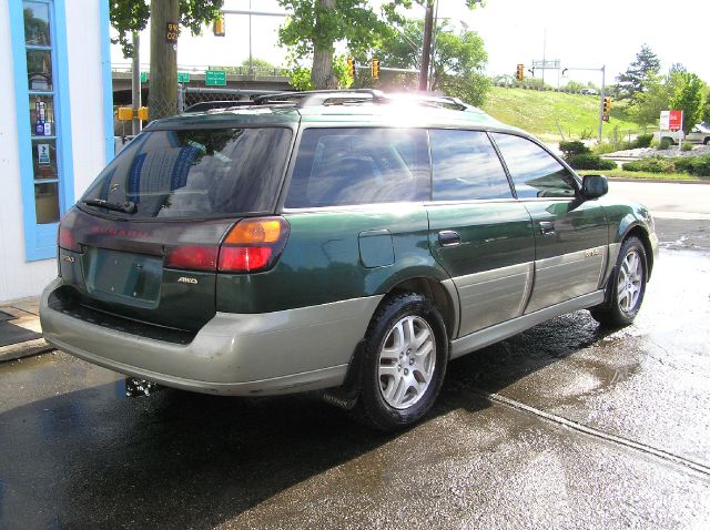 2000 Subaru Outback 143.5 LTZ