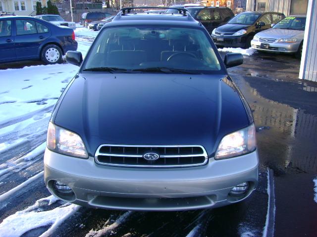 2000 Subaru Outback Base