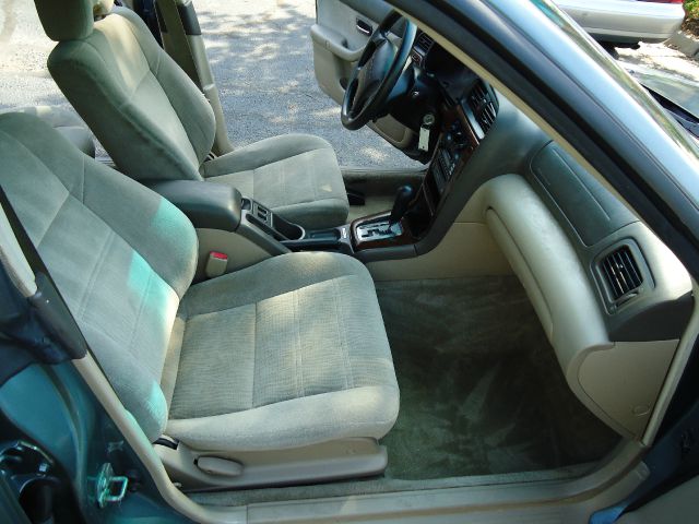 2001 Subaru Outback SW2