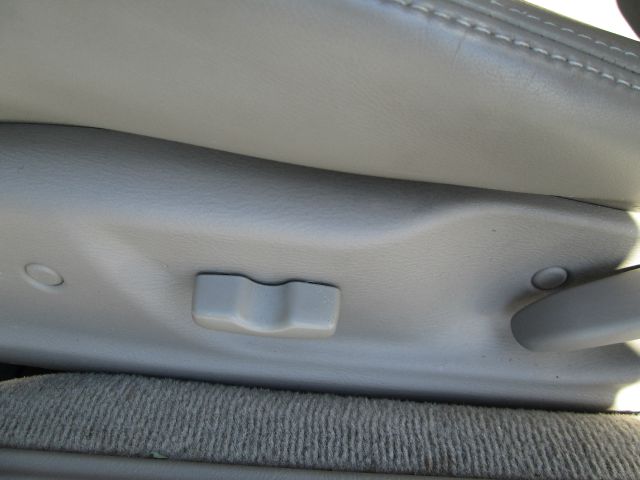 2001 Subaru Outback Panel LS