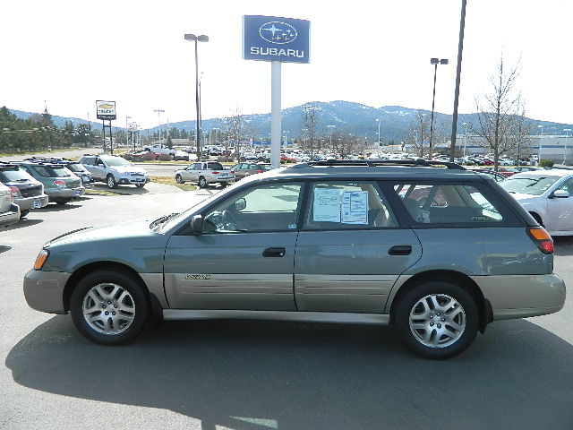 2002 Subaru Outback Base