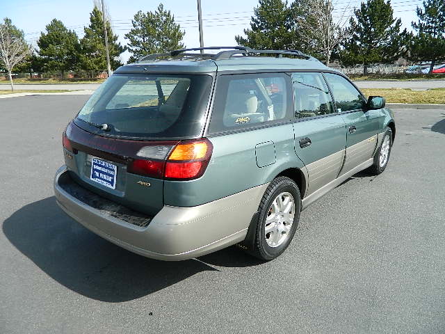 2002 Subaru Outback Base