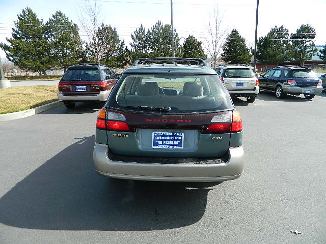 2002 Subaru Outback Base