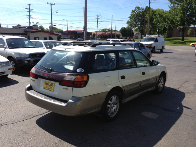 2002 Subaru Outback 143.5 LTZ