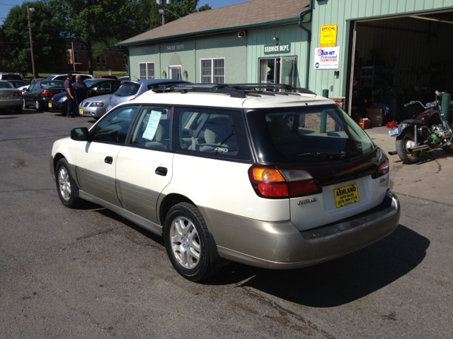 2002 Subaru Outback 143.5 LTZ