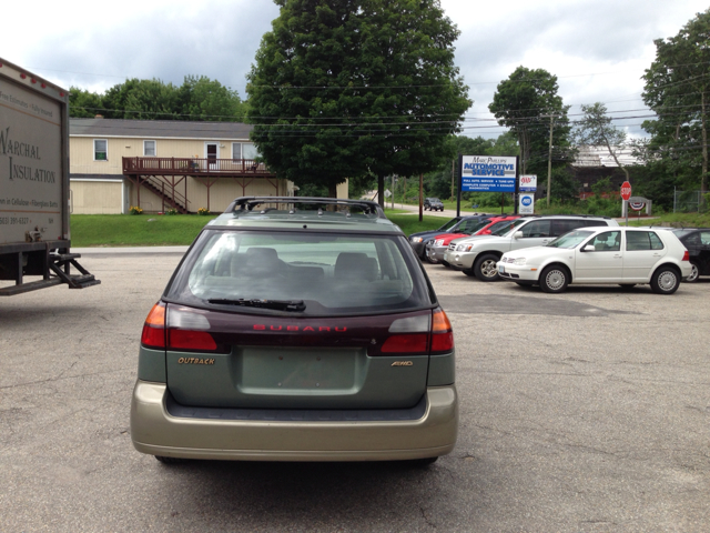 2003 Subaru Outback 143.5 LTZ