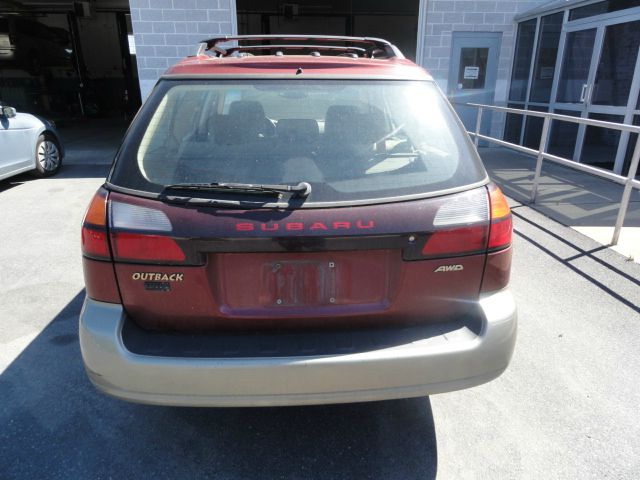 2003 Subaru Outback 143.5 LTZ