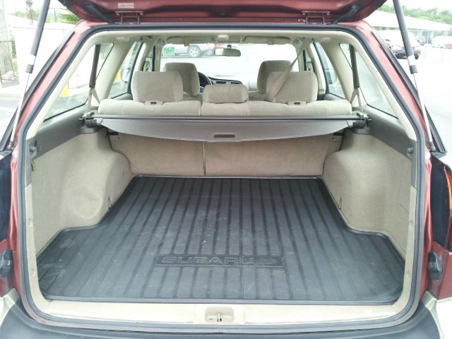 2003 Subaru Outback 143.5 LTZ