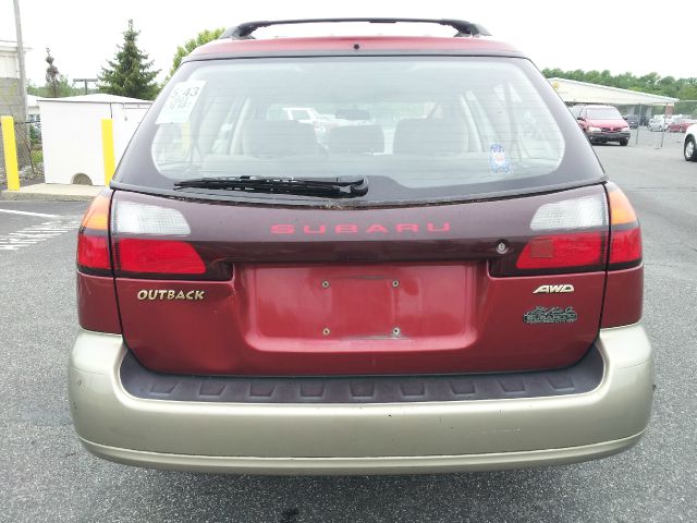 2003 Subaru Outback 143.5 LTZ