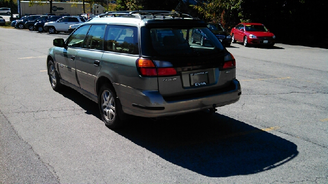 2004 Subaru Outback FC4