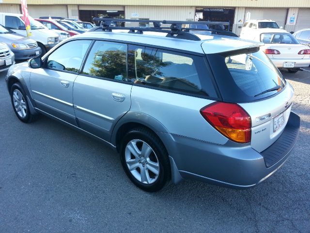 2005 Subaru Outback Sun/nav