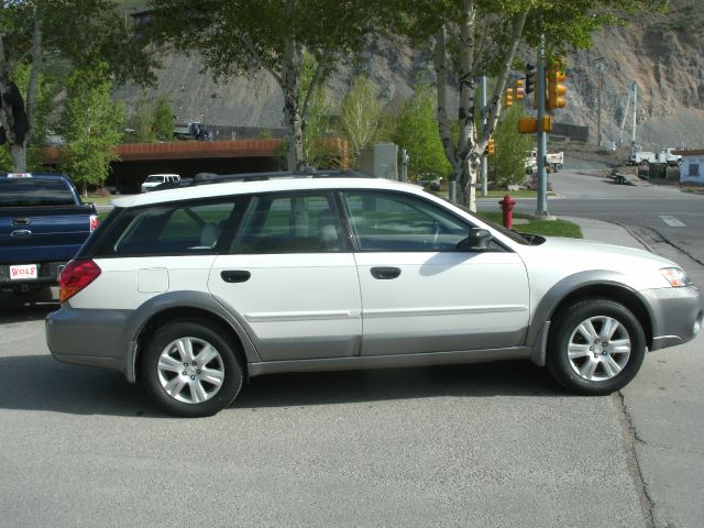 2005 Subaru Outback EX 4D Hardtop