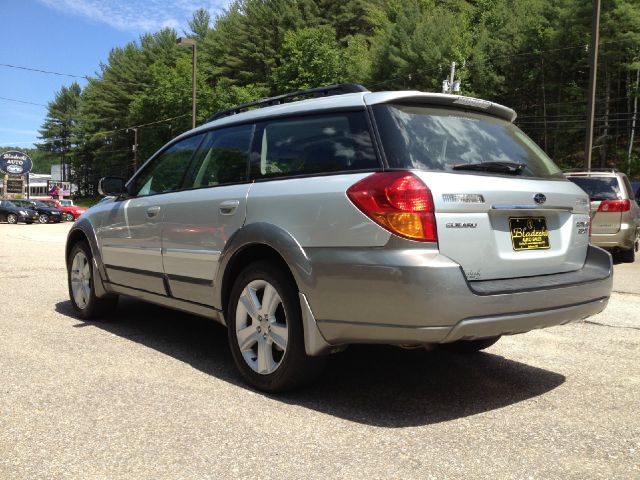 2005 Subaru Outback Reg Cab 112 WB XL