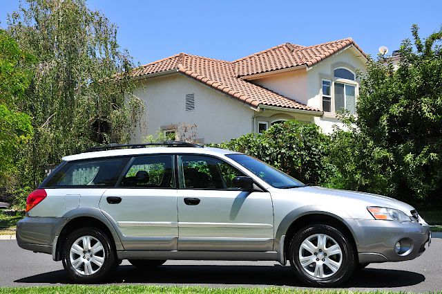 2005 Subaru Outback EX 4D Hardtop