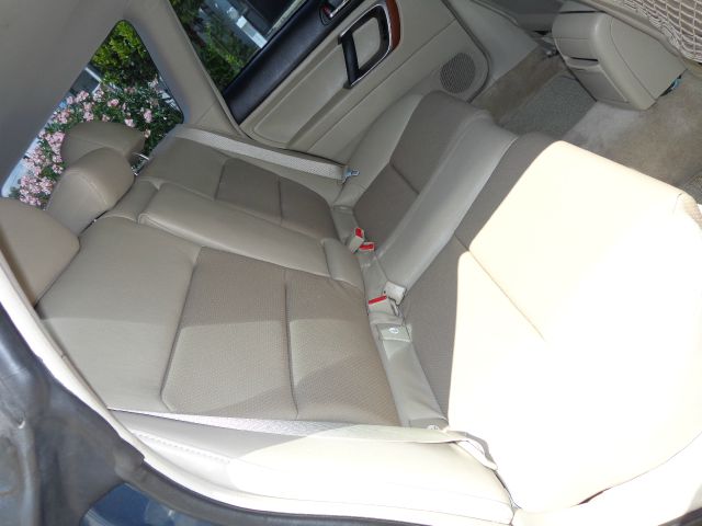 2005 Subaru Outback Personal Luxury