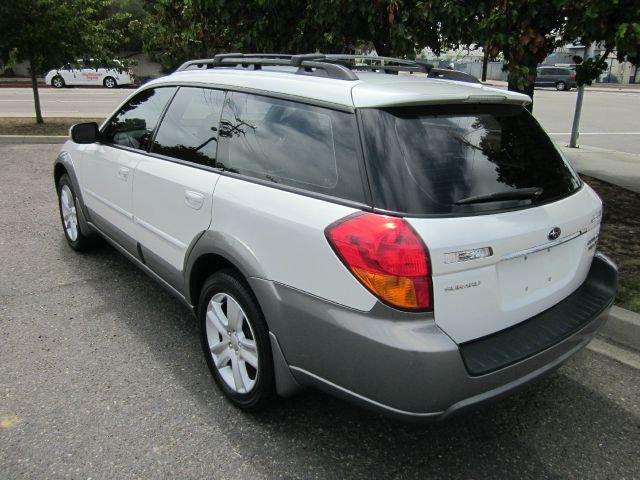 2005 Subaru Outback Reg Cab 112 WB XL