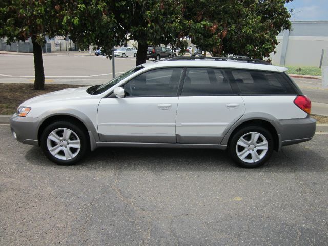 2005 Subaru Outback Reg Cab 112 WB XL