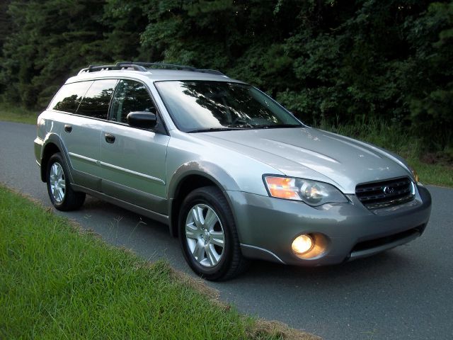 2005 Subaru Outback EX 4D Hardtop