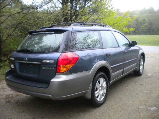 2005 Subaru Outback EX 4D Hardtop