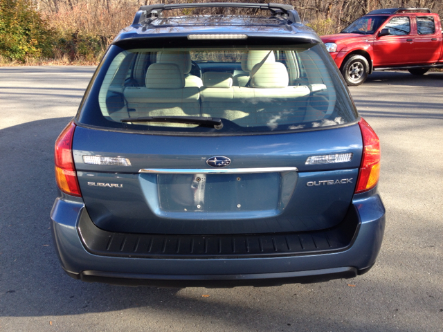 2006 Subaru Outback EX 4D Hardtop