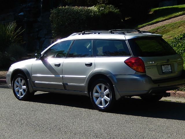 2006 Subaru Outback EX 4D Hardtop