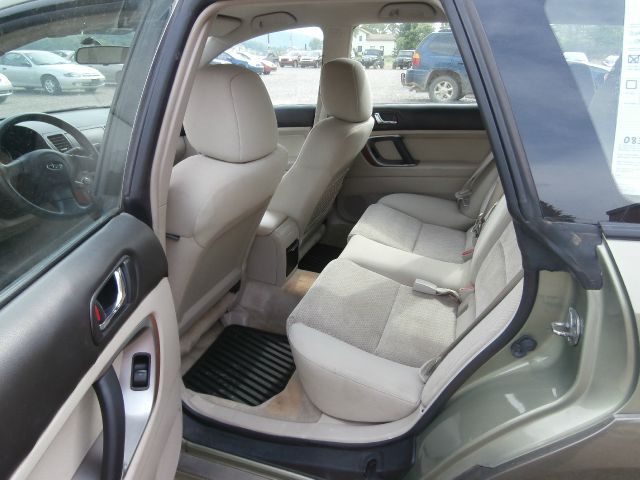 2006 Subaru Outback EX 4D Hardtop