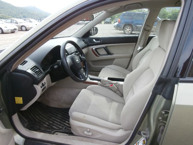 2006 Subaru Outback EX 4D Hardtop