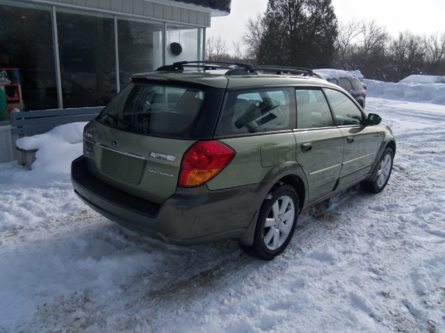 2006 Subaru Outback EX 4D Hardtop