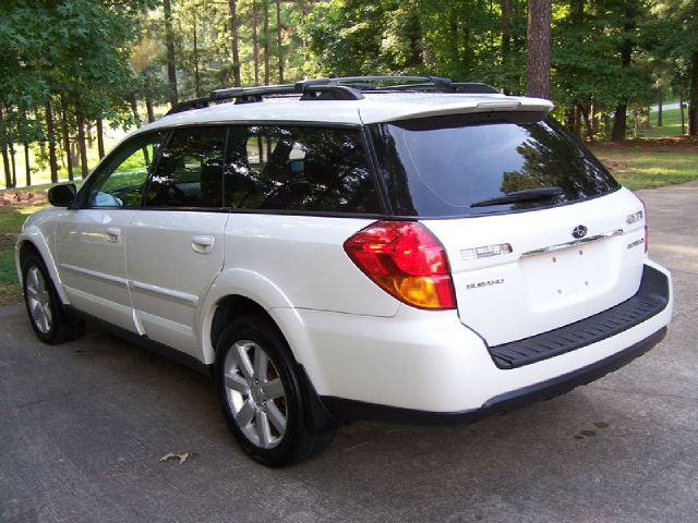 2006 Subaru Outback LTZ 4X4 (marshalltown)