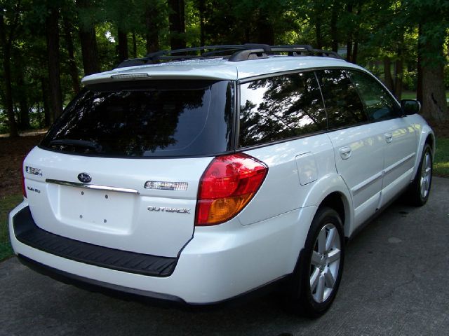 2006 Subaru Outback LTZ 4X4 (marshalltown)