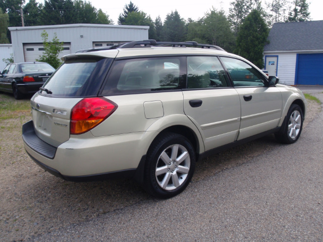 2006 Subaru Outback EX 4D Hardtop