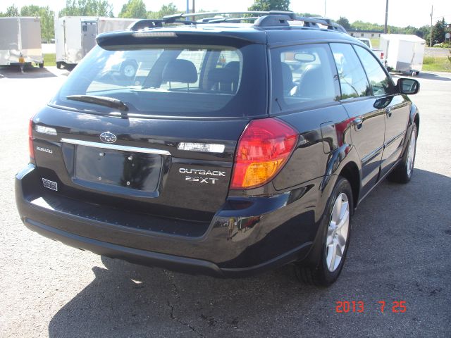 2006 Subaru Outback Reg Cab 112 WB XL