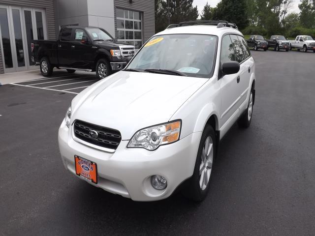 2007 Subaru Outback 4dr Sdn LTZ Sedan