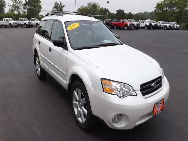 2007 Subaru Outback 4dr Sdn LTZ Sedan