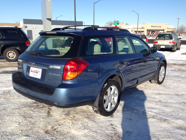 2007 Subaru Outback EX 4D Hardtop