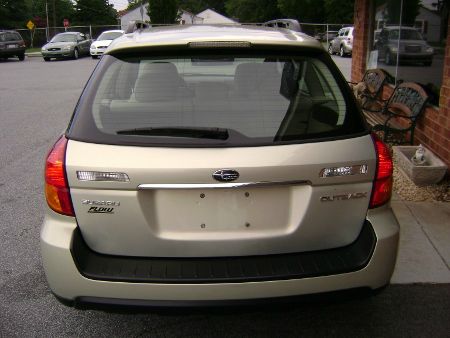 2007 Subaru Outback EX 4D Hardtop