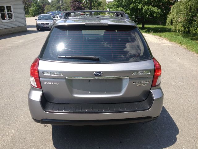 2008 Subaru Outback Base