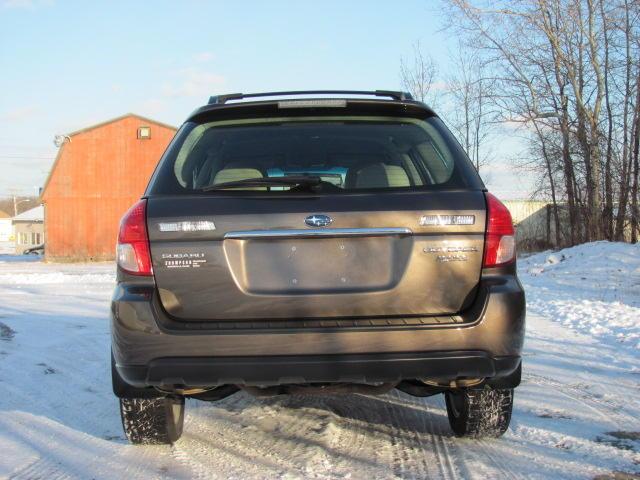 2008 Subaru Outback 2 Door