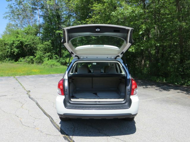 2008 Subaru Outback 2 Door