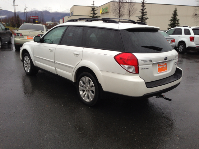 2009 Subaru Outback 323i Sedan