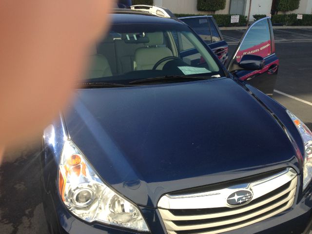 2010 Subaru Outback LTZ 4X4 (marshalltown)