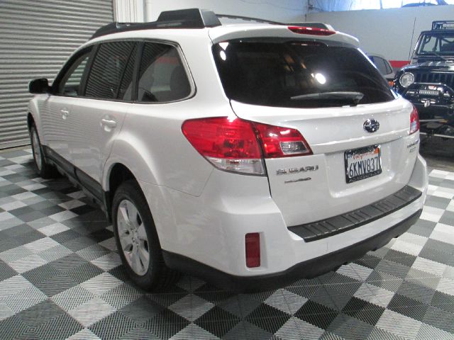 2010 Subaru Outback 2.3T Sedan 4D