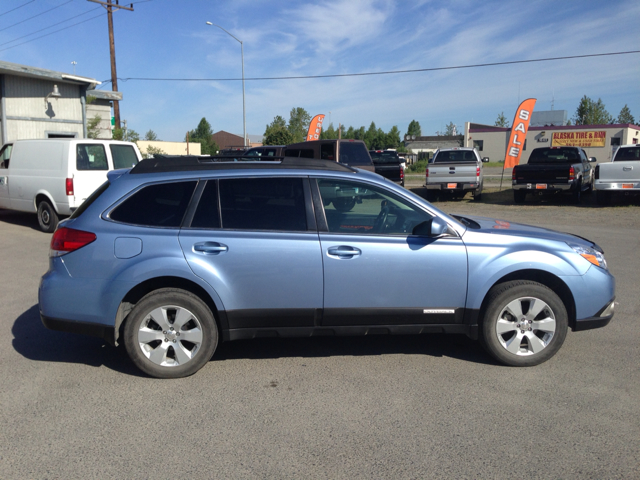 2010 Subaru Outback LTZ 4X4 (marshalltown)