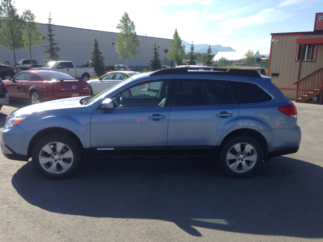 2010 Subaru Outback LTZ 4X4 (marshalltown)