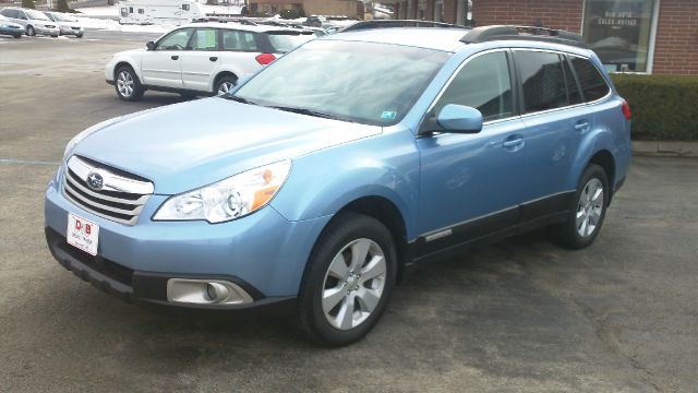 2010 Subaru Outback 2.3T Sedan 4D