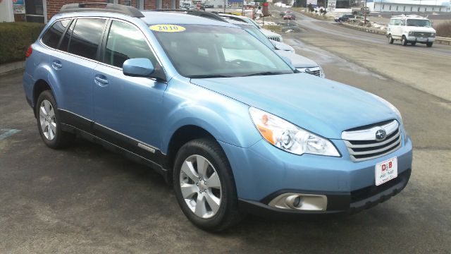 2010 Subaru Outback 2.3T Sedan 4D